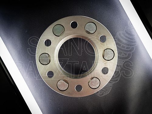Проставка колесная Toyota Land Cruiser 300 алюм ZUZ PCD 6x139.7, 20мм, шпилечная, 20SP6139.7-95.1(STUD14x1.5)_ZUZ