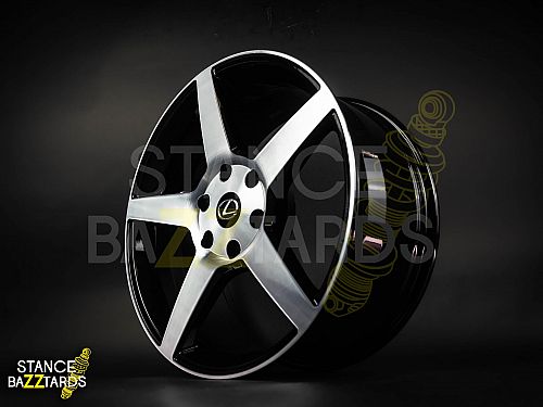 Диски колесные кованые Vossen style 5 спицевые с конкейвом черно-хромовые автомобильные, SB001-0667 Диски колесные кованые Vossen style 5 спицевые с конкейвом черно-хромовые автомобильные, SB001-0667