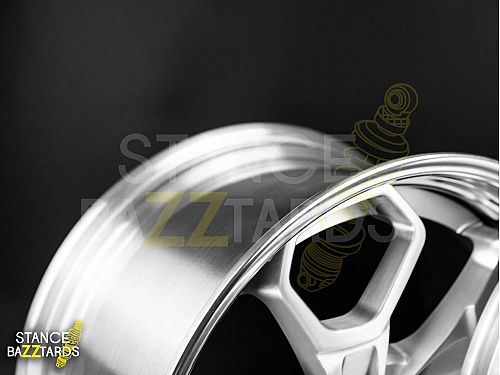 Диски колесные кованые Rotiform style автомобильные, SB001-0297(D20/8.5J/10J/ET19/ET35/5x112/CB66.6) Диски колесные кованые Rotiform style автомобильные, SB001-0297(D20/8.5J/10J/ET19/ET35/5x112/CB66.6)