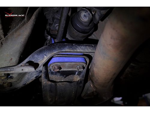 Сайлентблок крепления трансмиссии HardRace для SUBARU LEGACY 2 поколение 1995-1998, HR7124 Сайлентблок крепления трансмиссии HardRace для SUBARU LEGACY 2 поколение 1995-1998, HR7124