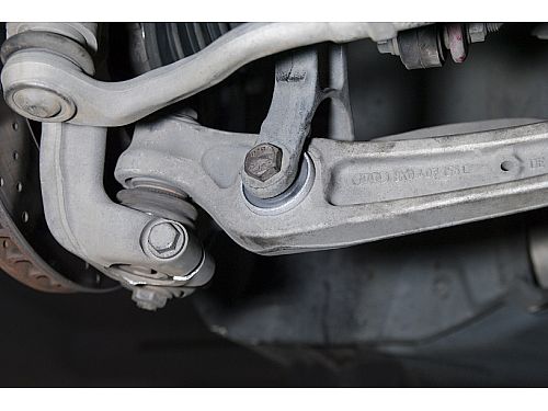 Сайлентблок переднего нижнего рычага HardRace для AUDI A4 B8 2008-2016, HR7896 Сайлентблок переднего нижнего рычага HardRace для AUDI A4 B8 2008-2016, HR7896