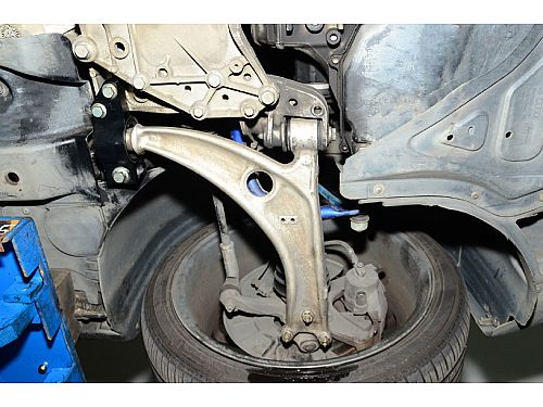 Передние нижние рычаги HardRace для SKODA OCTAVIA MK2 1Z 2004-2012 (на сайлентблоках), HR6914
