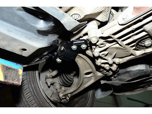 Передние нижние рычаги HardRace для SKODA OCTAVIA MK2 1Z 2004-2012 (на сайлентблоках), HR6914