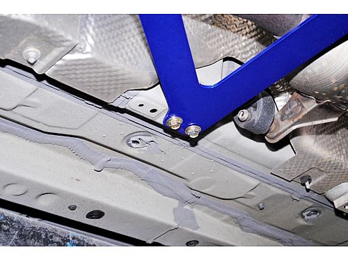 Средняя нижняя распорка HardRace для TOYOTA PRIUS 4th XW50 2015–2022, HRQ0032