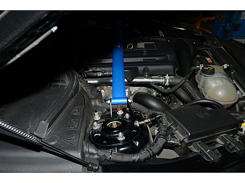 Распорка передней стойки HardRace для FORD MUSTANG MK6 S550 2015-2023, HR8916