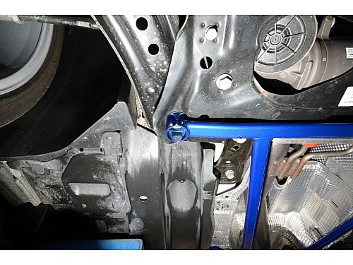 Средняя нижняя распорка HardRace для VOLKSWAGEN GOLF MK8 2019-2024, HRQ0282