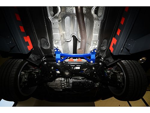 Средняя нижняя распорка HardRace для SKODA OCTAVIA MK4 NX 2020-, HRQ0350