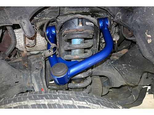 Передние верхние развальные рычаги HardRace для TOYOTA TUNDRA 2 поколение 2007-2021 (на сайлентблоках), HRQ0166
