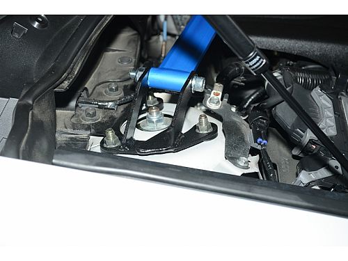 Распорка передней стойки HardRace для MAZDA CX-3 DK 2015-, HRQ0018