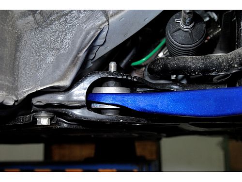 Передние нижние рычаги HardRace для HONDA JAZZ 3rd 2013-2020 (на сайлентблоках), HRQ0117