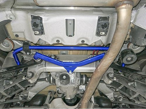 Распорка заднего подрамника HardRace для BMW 5 серия G30/G31 2017-2024, HRQ0479 Распорка заднего подрамника HardRace для BMW 5 серия G30/G31 2017-2024, HRQ0479