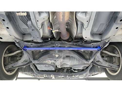Распорка переднего подрамника HardRace для TOYOTA YARIS P2 2005-2014, HRQ0404