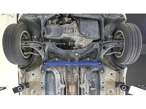 Распорка переднего подрамника HardRace для TOYOTA YARIS P2 2005-2014, HRQ0404