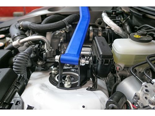 Распорка передней стойки HardRace для LEXUS IS 3rd XE30 2014-, HRQ0411