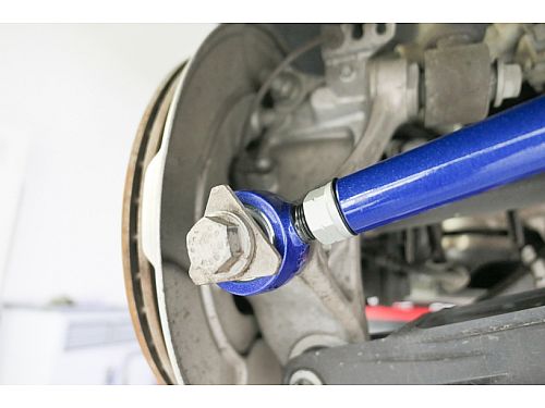 Задние рычаги схождения регулируемые HardRace для BMW 6 Серии G32 GT 2017-2023 (на сайлентблоках и ШС), HRQ0546