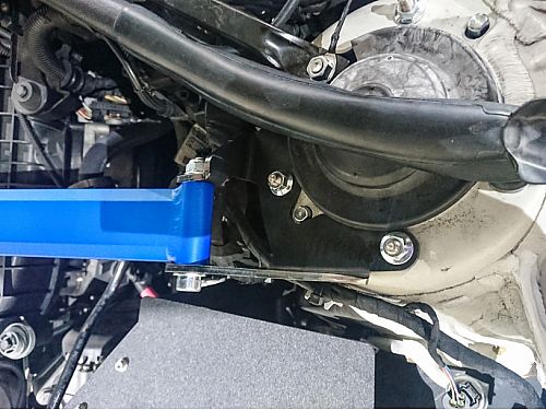 Распорка передней стойки HardRace для BMW 1 серия F20/F21 2011-2019, HRQ0580 Распорка передней стойки HardRace для BMW 1 серия F20/F21 2011-2019, HRQ0580