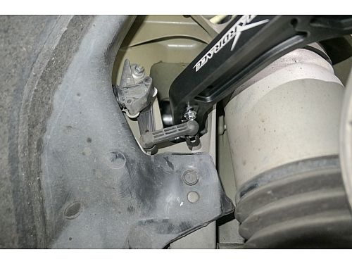 Передние верхние развальные рычаги HardRace для TESLA Model S 1 поколение 2012-2020 (на сайлентблоках), HRQ0600 Передние верхние развальные рычаги HardRace для TESLA Model S 1 поколение 2012-2020 (на сайлентблоках), HRQ0600
