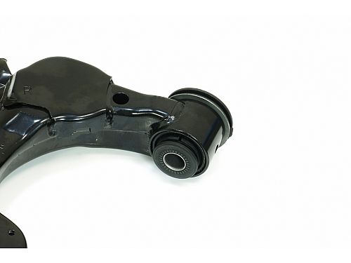 Передние нижние рычаги HardRace для TOYOTA SEQUOIA 1 поколение 2000-2007 (на сайлентблоках), HRQ0926