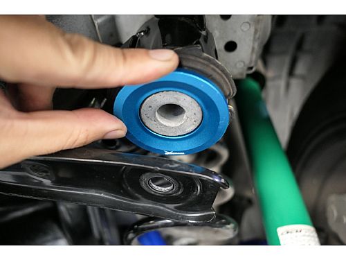 Антивибрационные вставки заднего подрамника HardRace для HONDA CR-V 6th 2023-, HRQ0832