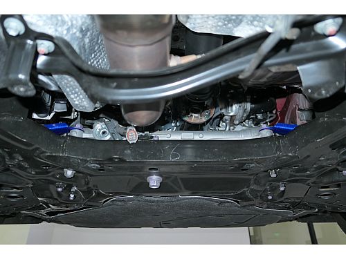Распорка рулевой рейки HardRace для TOYOTA YARIS Р4 2020-2023, HRQ0940