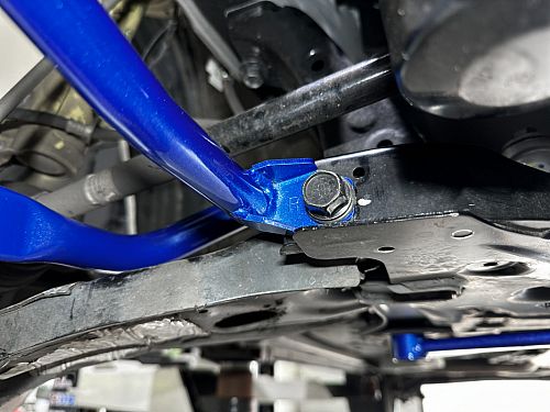 Распорка переднего подрамника HardRace для TOYOTA YARIS CROSS 1 поколение 2023-, HRQ1342 Распорка переднего подрамника HardRace для TOYOTA YARIS CROSS 1 поколение 2023-, HRQ1342