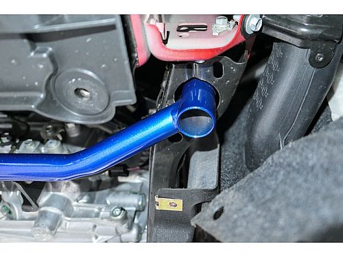 Передняя распорка радиатора HardRace для TOYOTA YARIS Р4 2020-2023, HRQ0882 Передняя распорка радиатора HardRace для TOYOTA YARIS Р4 2020-2023, HRQ0882