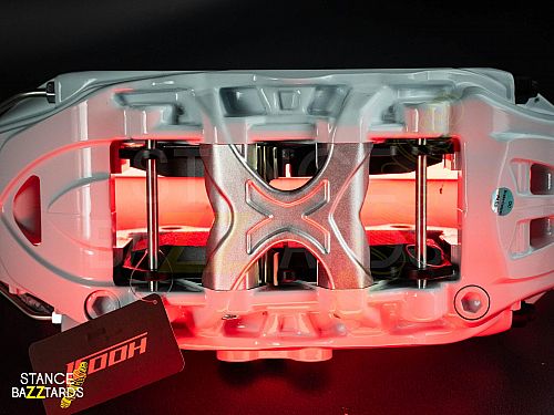 Тормозная тюнинг система LiXiang L7 1 поколение (2023-2024) ICOOH IC6 (410*34mm) цвет: Белый, поршней: 6, передняя ось, IC62-E20-W-03-11-01-03-0D-01-00-02 Тормозная тюнинг система LiXiang L7 1 поколение (2023-2024) ICOOH IC6 (410*34mm) цвет: Белый, поршней: 6, передняя ось, IC62-E20-W-03-11-01-03-0D-01-00-02