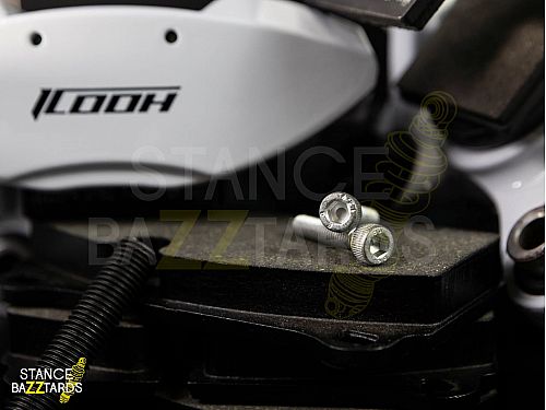 Тормозная тюнинг-система TOYOTA Sequoia 3 (2022-2025) ICOOH X42, (380*28mm, Фиксированный, Насечки), поршней: 4, задняя ось, цвет: Белый X42-777-W-03-0C-01-02-08-05-02-02 Тормозная тюнинг-система TOYOTA Sequoia 3 (2022-2025) ICOOH X42, (380*28mm, Фиксированный, Насечки), поршней: 4, задняя ось, цвет: Белый X42-777-W-03-0C-01-02-08-05-02-02