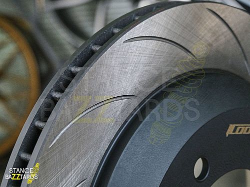 Тормозная тюнинг-система TOYOTA LAND CRUISER J200 (2007-2021) ICOOH DM41, (360*28mm, Моноблок, Насечки), задняя ось, цвет: Красный, DM41-776-R-03-1A-01-03-08-13-00-02