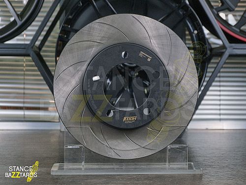 Тормозная тюнинг-система TOYOTA LAND CRUISER J300 (2021-2024) ICOOH DM61, (355*32mm, Моноблок, Насечки), поршней: 6, передняя ось, цвет: Красный DM61-777-R-03-07-01-03-0A-03-00-02 Тормозная тюнинг-система TOYOTA LAND CRUISER J300 (2021-2024) ICOOH DM61, (355*32mm, Моноблок, Насечки), поршней: 6, передняя ось, цвет: Красный DM61-777-R-03-07-01-03-0A-03-00-02