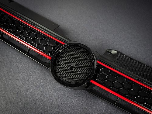 Передняя решетка JOM VW Golf MK6 с прорезью для эмблемы (2008-2012), 1L0853653SME Передняя решетка JOM VW Golf MK6 с прорезью для эмблемы (2008-2012), 1L0853653SME