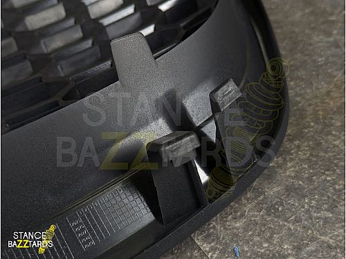 Передняя решетка JOM Seat Leon 2 поколение (1P) рестайлинг, без опознавательных знаков черная (2009-2012), 1P2853653MOE Передняя решетка JOM Seat Leon 2 поколение (1P) рестайлинг, без опознавательных знаков черная (2009-2012), 1P2853653MOE