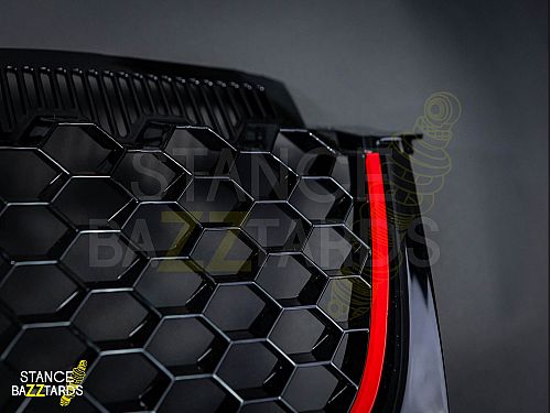Решетка радиатора без значка JOM Volkswagen Golf 5 поколение (MK5) (1K) (2003-2009) в стиле GTI-Look с сотовой сеткой черная с красной полосой (ABS пластик), 1K1853653BRO Решетка радиатора без значка JOM Volkswagen Golf 5 поколение (MK5) (1K) (2003-2009) в стиле GTI-Look с сотовой сеткой черная с красной полосой (ABS пластик), 1K1853653BRO