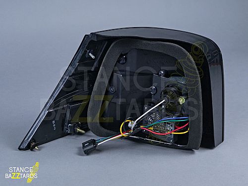 Фонари (фары) задние светодиодные (LED) Jom Volkswagen Golf 4 поколение (MK4) (1J) (1997-2003) тонированные, 82867 Фонари (фары) задние светодиодные (LED) Jom Volkswagen Golf 4 поколение (MK4) (1J) (1997-2003) тонированные, 82867