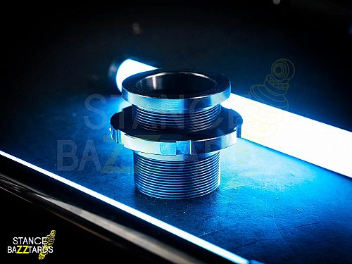 Комплект винтовой подвески (койловеров) LinesRacing Toyota Prius 5 поколение (XW60) (2022-2024) с регулировками высоты (фултап), жесткости (36 регулировок), развала, SD-243