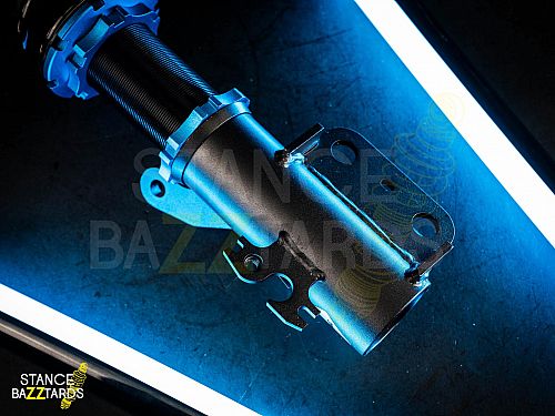 Комплект винтовой подвески (койловеров) LinesRacing Toyota Prius 5 поколение (XW60) (2022-2024) с регулировками высоты (фултап), жесткости (36 регулировок), развала, SD-243
