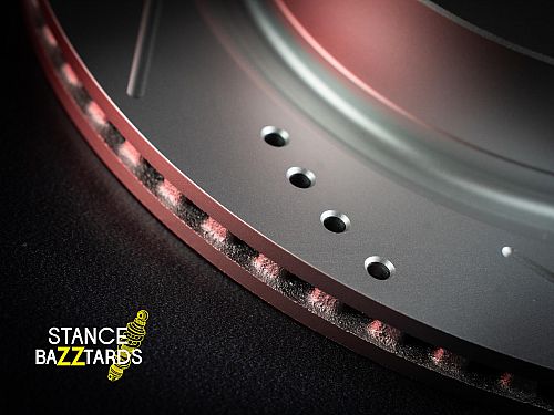 Тормозные диски Powerstop для Lexus LX 4 (J310) (2021-2025) с перфорацией и насечками (CBR6541XPR) — фото 6
