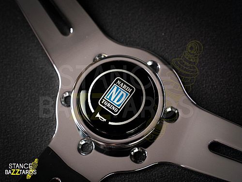 Руль автомобильный 14" Nardi, Натуральное дерево, серебристый, 5156S Руль автомобильный 14" Nardi, Натуральное дерево, серебристый, 5156S