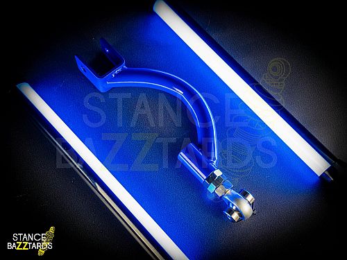Комплект верхних регулируемых развальных рычагов задней оси (синие) SB Arms Nissan Skyline R34 (1998-2002), SLARM002B