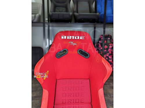 Сиденье спортивное (ковш) стеклопластик SB Seats (60x52x98) ткань, большой размер, с двумя ручками, JBR1022BB_RED Сиденье спортивное (ковш) стеклопластик SB Seats (60x52x98) ткань, большой размер, с двумя ручками, JBR1022BB_RED