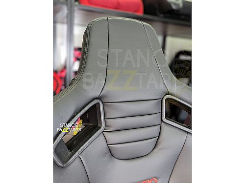 Сиденье спортивное (ковш) SB Seats (57x54.5x98) ПВХ кожа, с двумя ручками, JBR_1088BLK Сиденье спортивное (ковш) SB Seats (57x54.5x98) ПВХ кожа, с двумя ручками, JBR_1088BLK