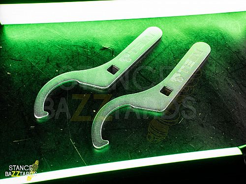 Винтовая подвеска (койловеры) Tein LEXUS SC300, SC400 1 (1992-2000) (привод: FR) (JZZ30; UZZ30) серия Flex Z с регулировками высоты (фултап), сжатия/отбоя, VST60-C1SA3