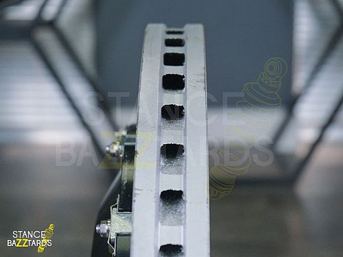 Тормозная тюнинг система SB Land Rover Defender 2 поколение (2019-2021) GT6 6 поршней передней оси (диски 355, 362, 380, 405 x 32 мм), SB_GT6, BR_GT6_507_o1 Тормозная тюнинг система SB Land Rover Defender 2 поколение (2019-2021) GT6 6 поршней передней оси (диски 355, 362, 380, 405 x 32 мм), SB_GT6, BR_GT6_507_o1