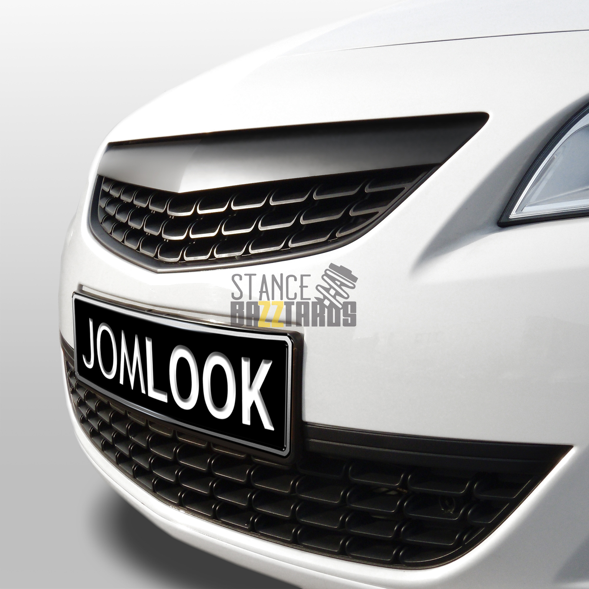 Решетка радиатора без значка JOM Opel Astra J (5 Дв) (2009-2012) черная (ABS пластик), 6320069OE Решетка радиатора без значка JOM Opel Astra J (5 Дв) (2009-2012) черная (ABS пластик), 6320069OE