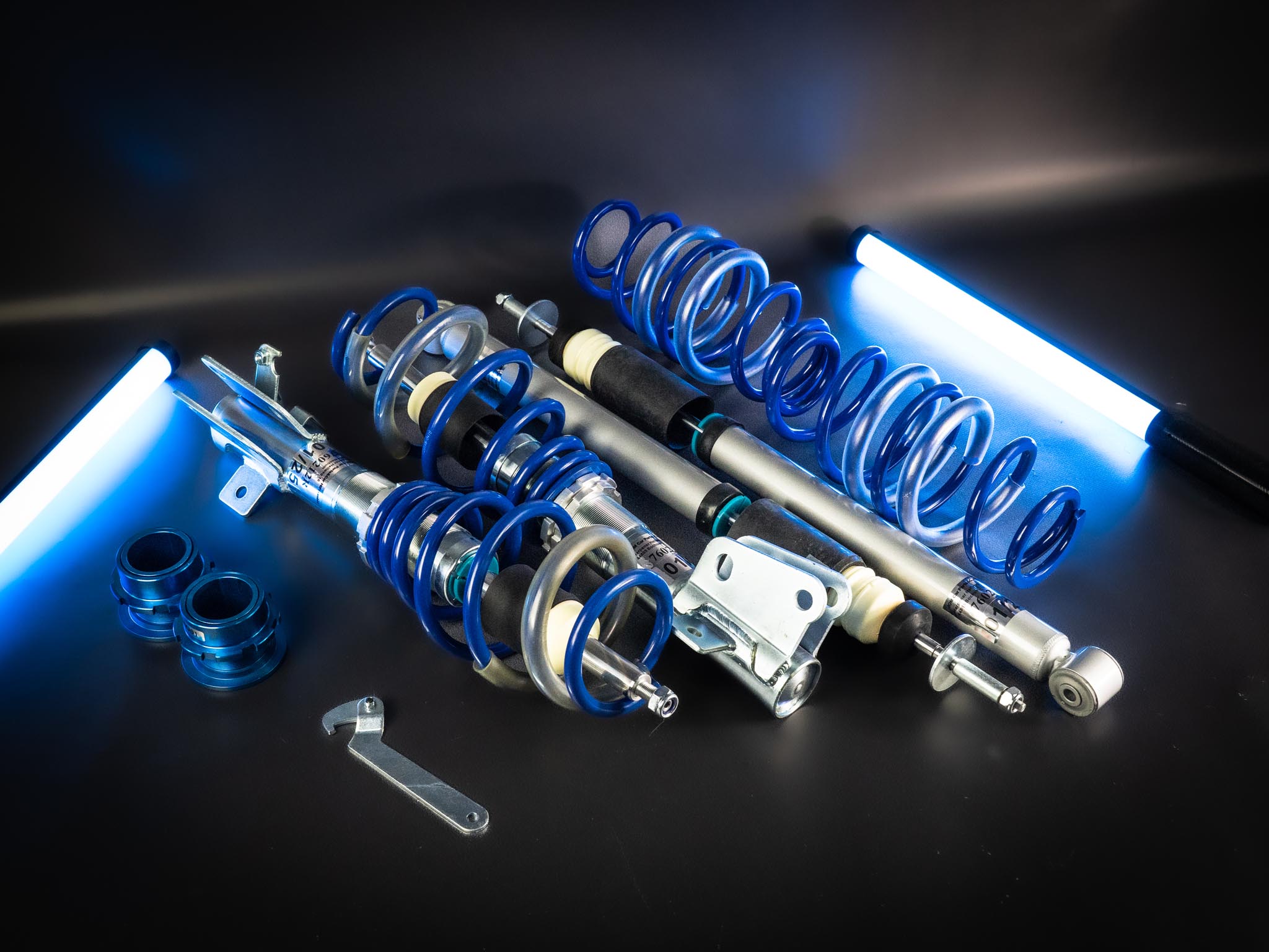 Комплект винтовой подвески (койловеров) JOM Blueline Honda Civic 8 поколение (MK8) (FK1/ FK2/ FK3/ FN1/ FN3/ FN4), 2005-2011 (нагрузка спереди до 940 кг) с регулировкой высоты, 741177 Комплект винтовой подвески (койловеров) JOM Blueline Honda Civic 8 поколение (MK8) (FK1/ FK2/ FK3/ FN1/ FN3/ FN4), 2005-2011 (нагрузка спереди до 940 кг) с регулировкой высоты, 741177