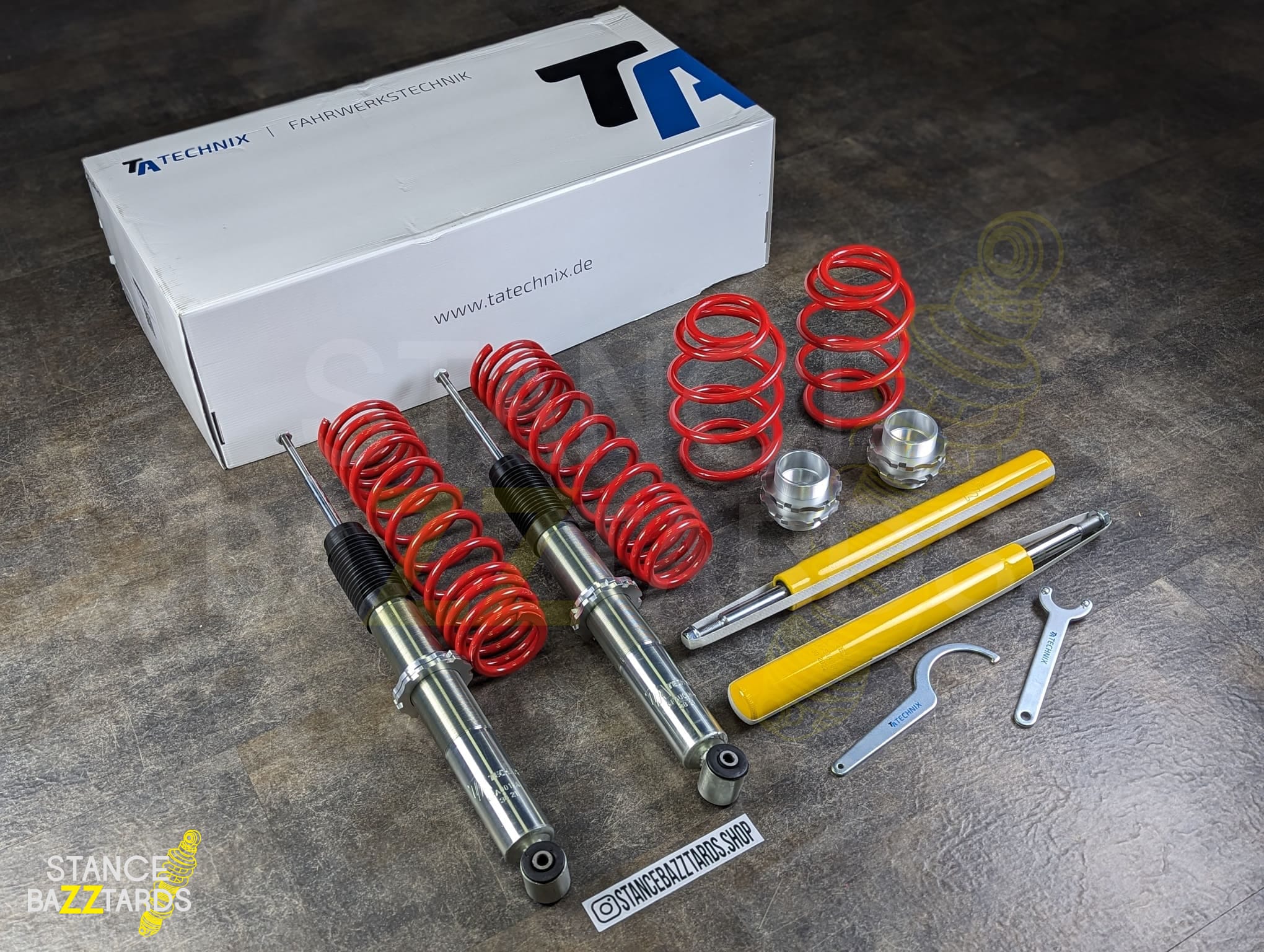 Комплект винтовой подвески (койловеров) TA-Technix EVOGWAU06 Audi 80 в кузове 89 (B3) (кроме Quattro, Cabrio), 1986-1991, с регулировками высоты Комплект винтовой подвески (койловеров) TA-Technix EVOGWAU06 Audi 80 в кузове 89 (B3) (кроме Quattro, Cabrio), 1986-1991, с регулировками высоты